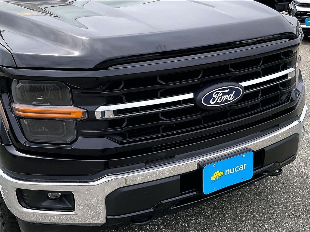 Used 2024 Black Ford XLT image 31