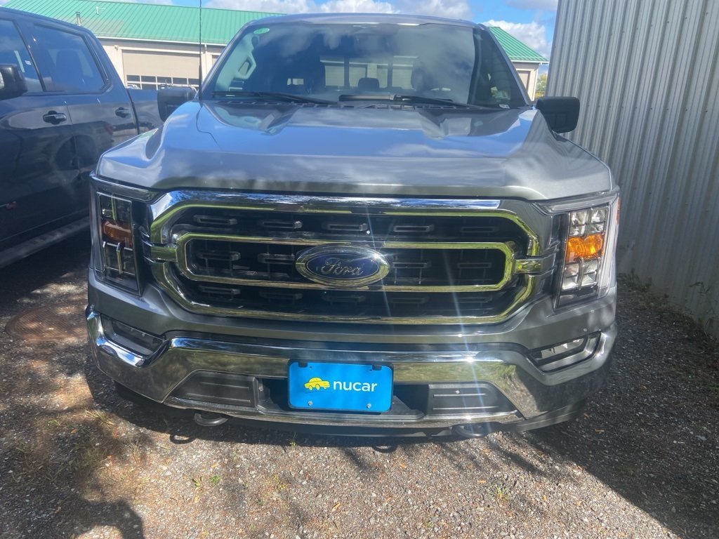 2023 Ford F-150 XLT photo 2