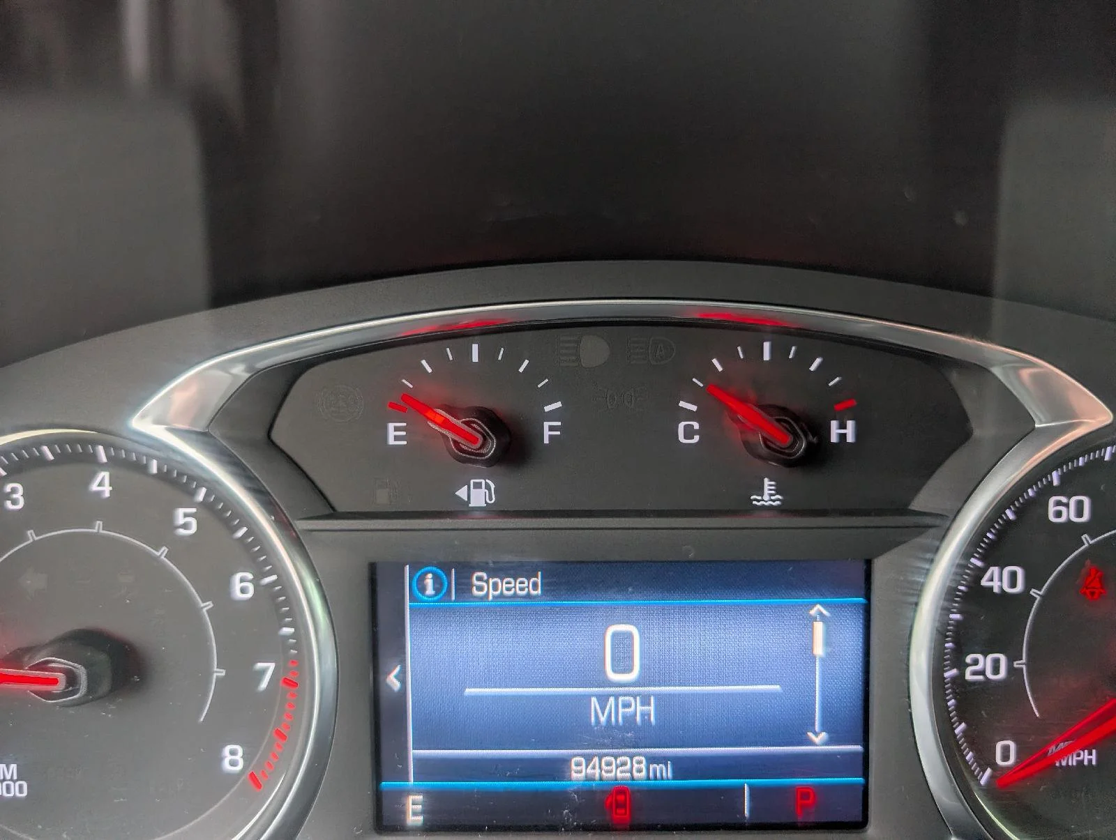 Used 2020 Ebony Twilight Metallic GMC SLE image 13