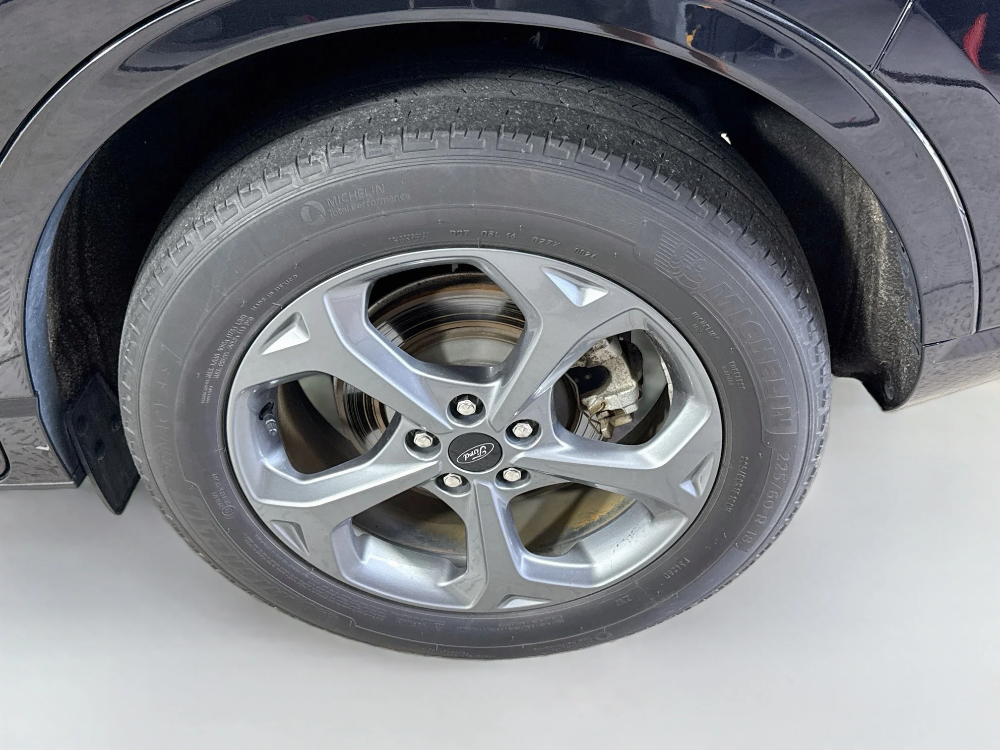 Used 2024 Agate Black Metallic Ford ST-Line image 31