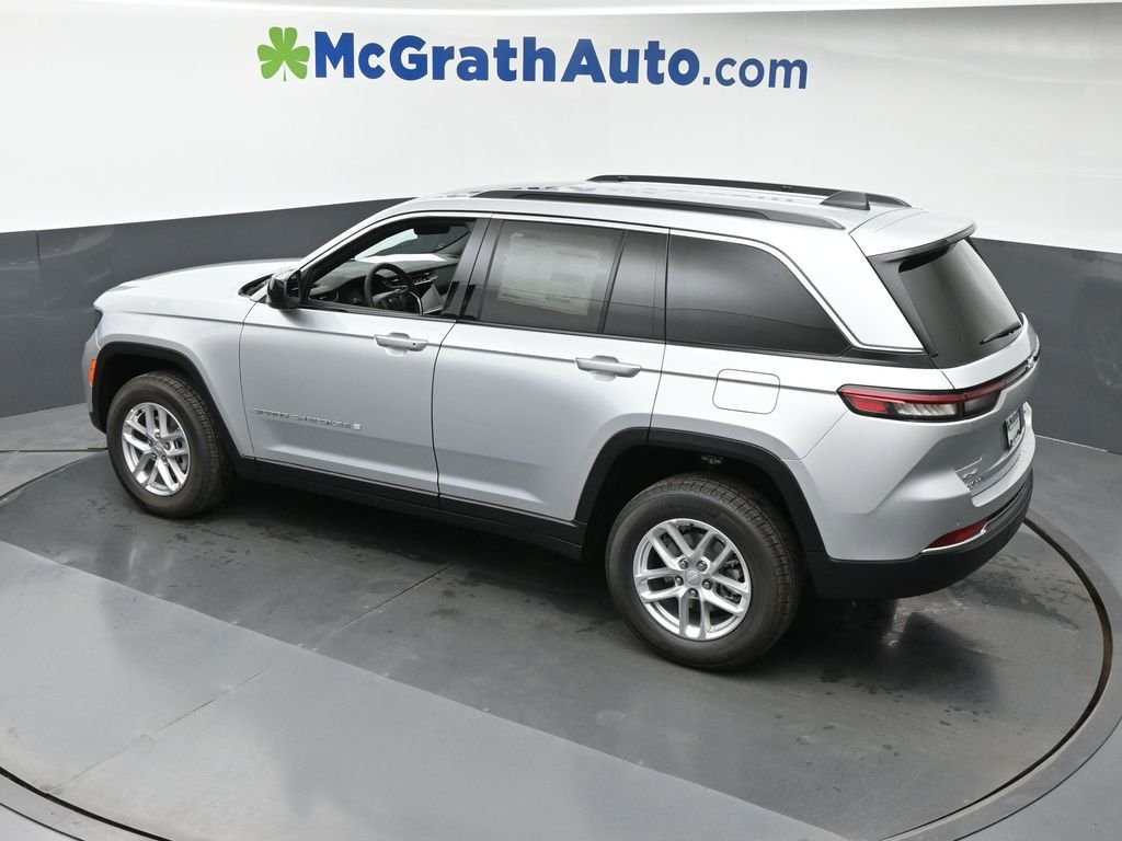 2025 Jeep Grand Cherokee Laredo - Photo 26