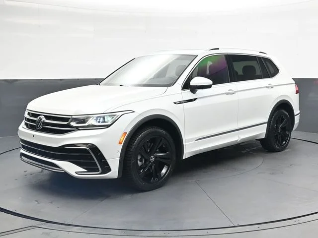 Used 2023 White Volkswagen 2.0T SEL R-Line image 9