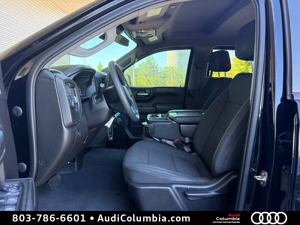 Used 2021 Black Chevrolet Custom image 21