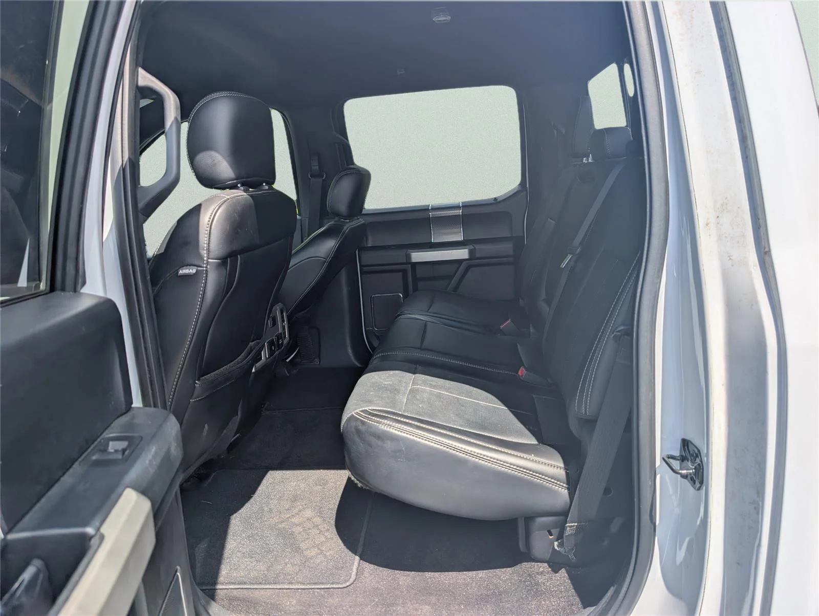Used 2018 Oxford White Ford LARIAT image 60