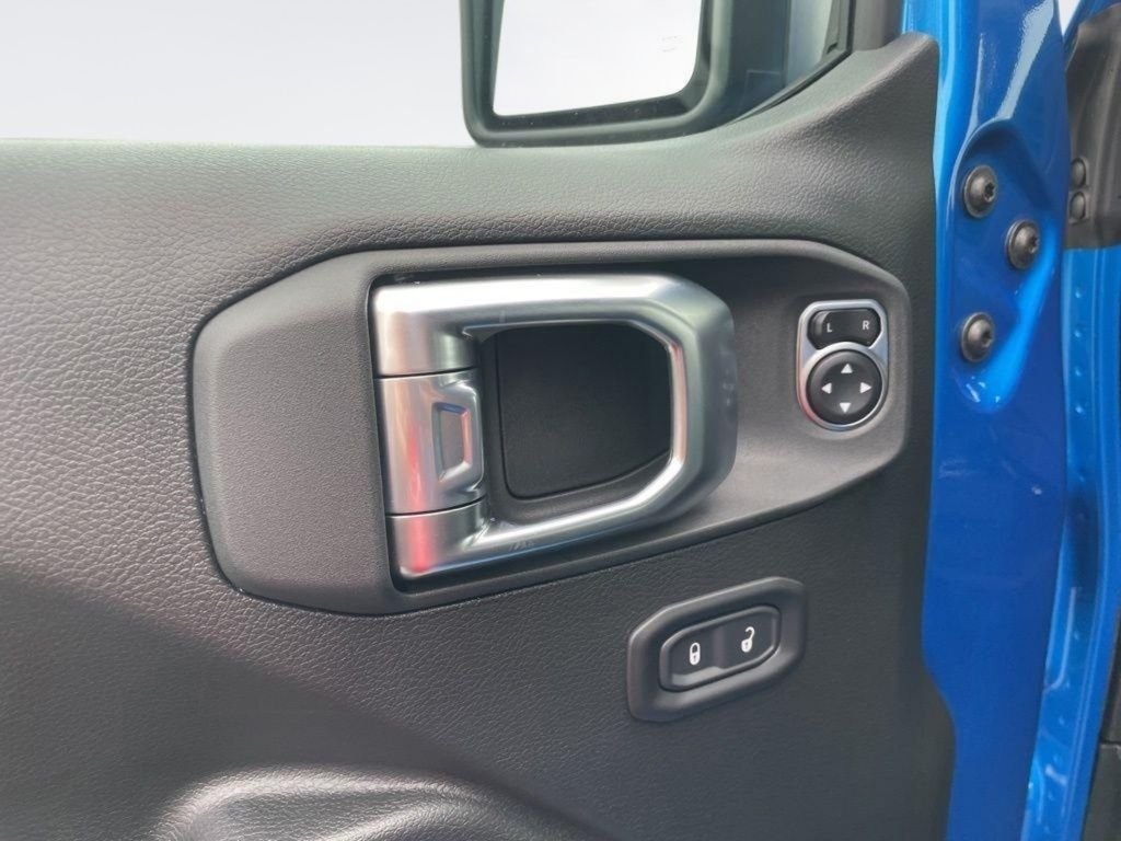 New 2026 Hydro Blue Pearlcoat Jeep Sport S image 17