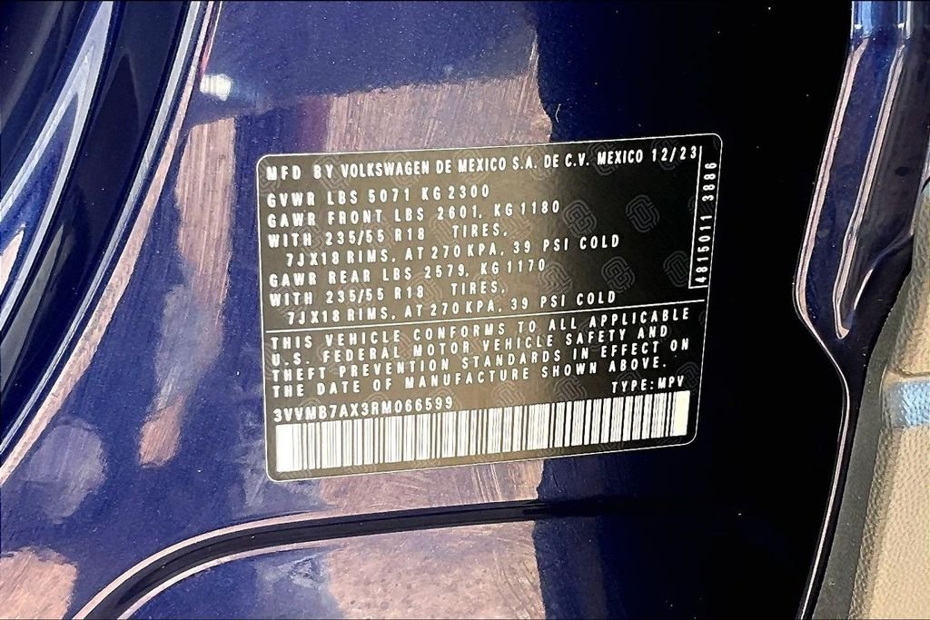 Used 2024 Blue Volkswagen 2.0T SE image 30