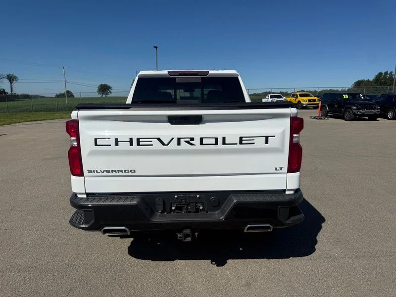 Used 2020 White Chevrolet LT Trail Boss image 17