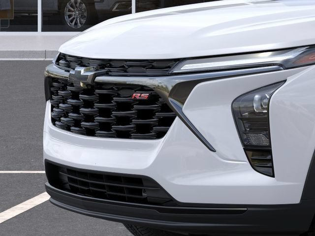 New 2026 Summit White Chevrolet 2RS image 13