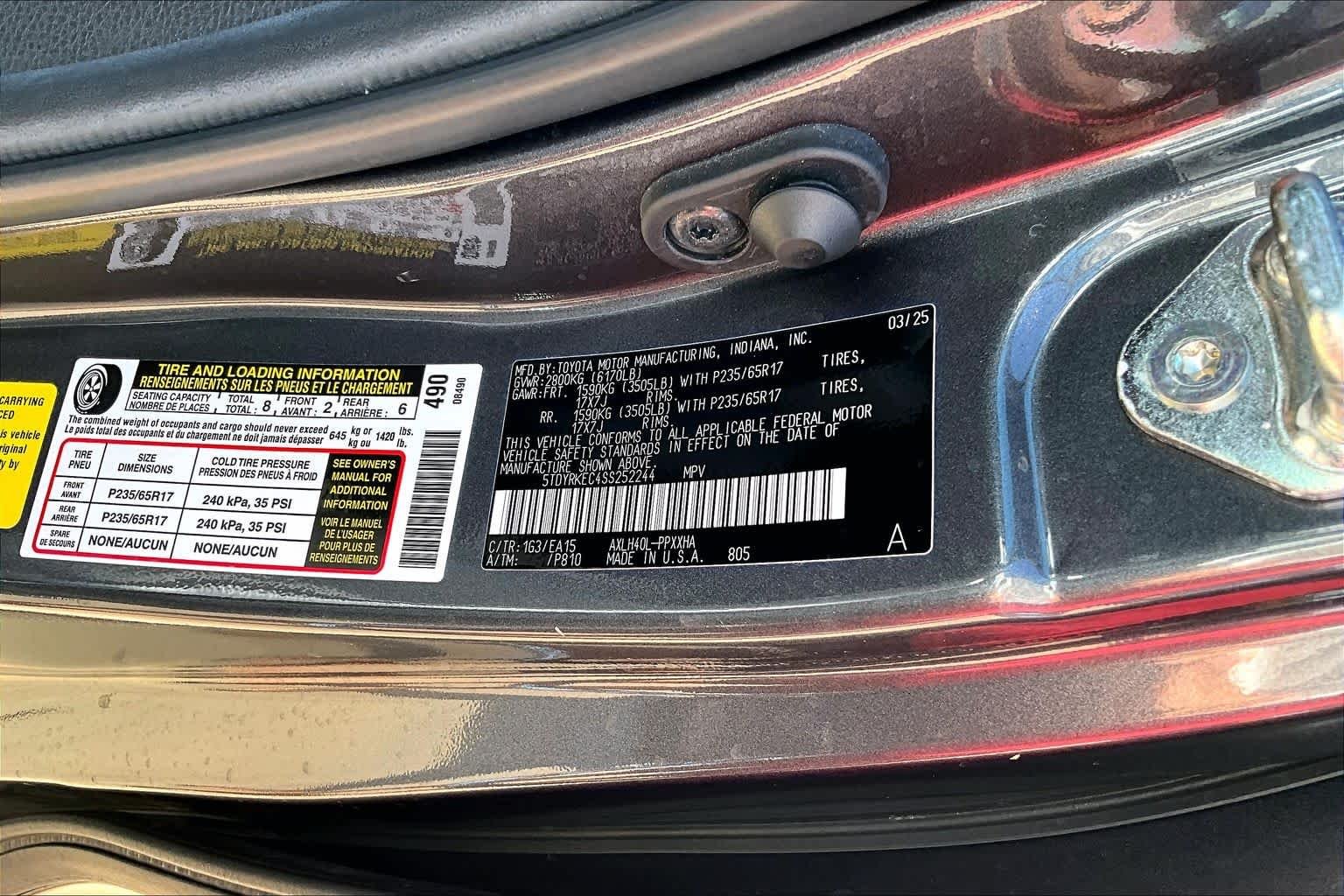 Used 2025 MAGNETIC GRAY METALLIC Toyota XLE Autono-MaaS image 35