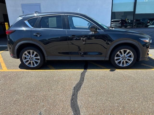 Used 2020 Black Mazda Grand Touring image 4