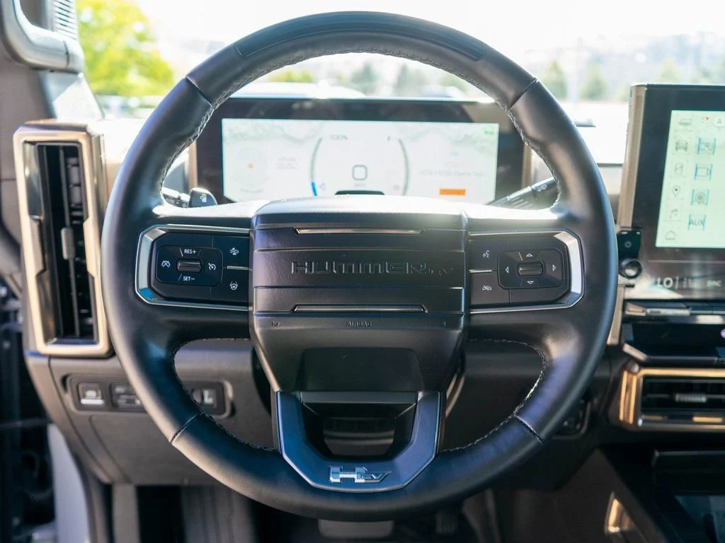2025 GMC HUMMER EV 3X - Photo 17