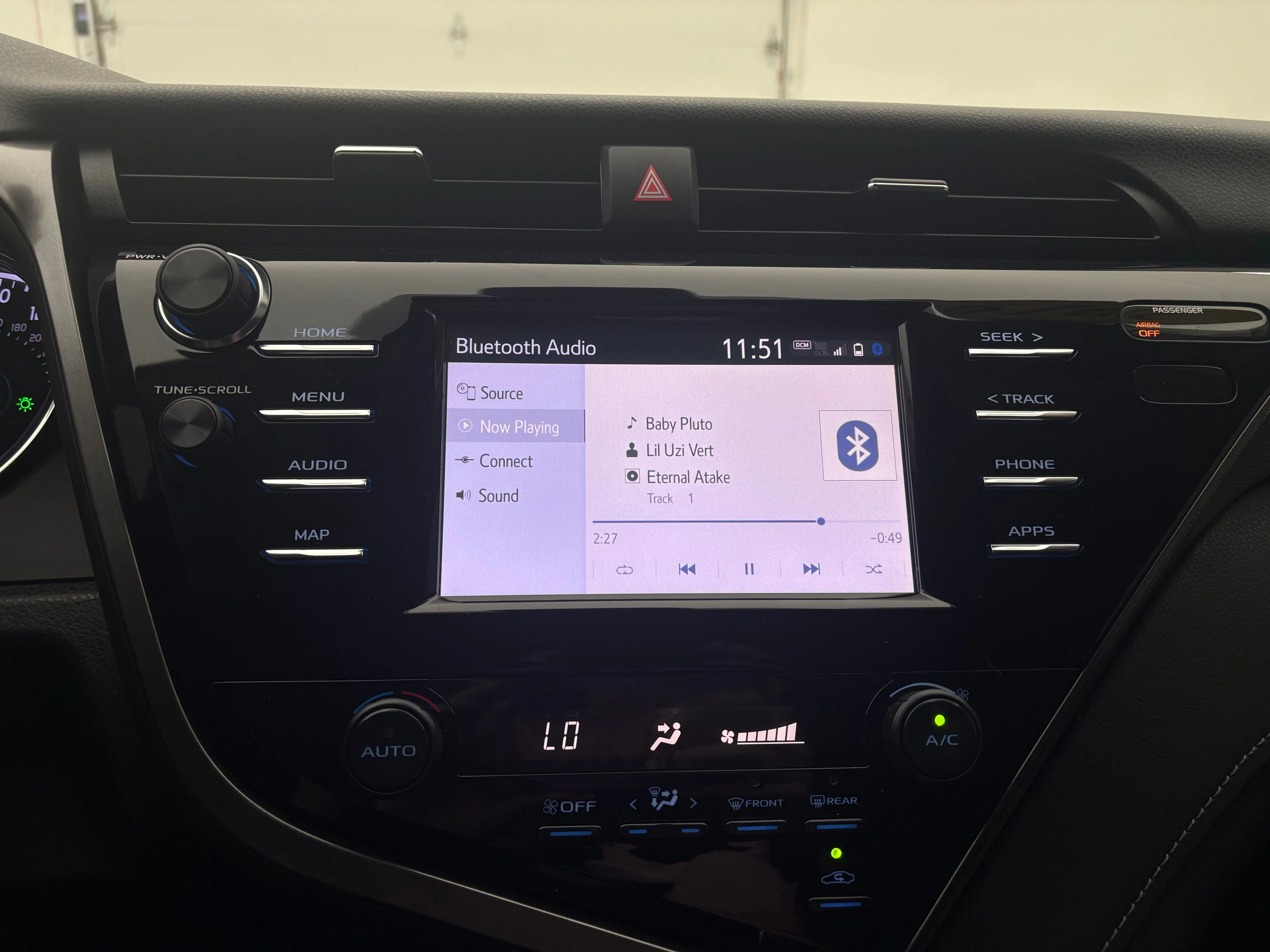 Used 2019 Celestial Silver Metallic Toyota SE image 21