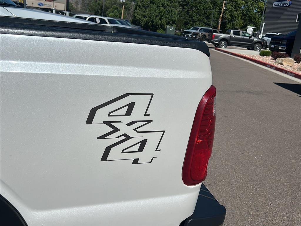 Used 2015 White Platinum Tri-Coat Metallic FORD LARIAT image 11