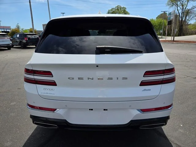 Used 2024 White Genesis 2.5T image 7