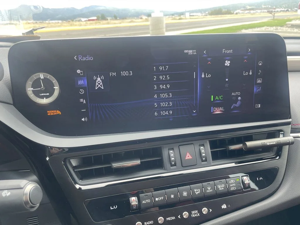 Used 2022 Iridium Lexus F Sport Handling image 20
