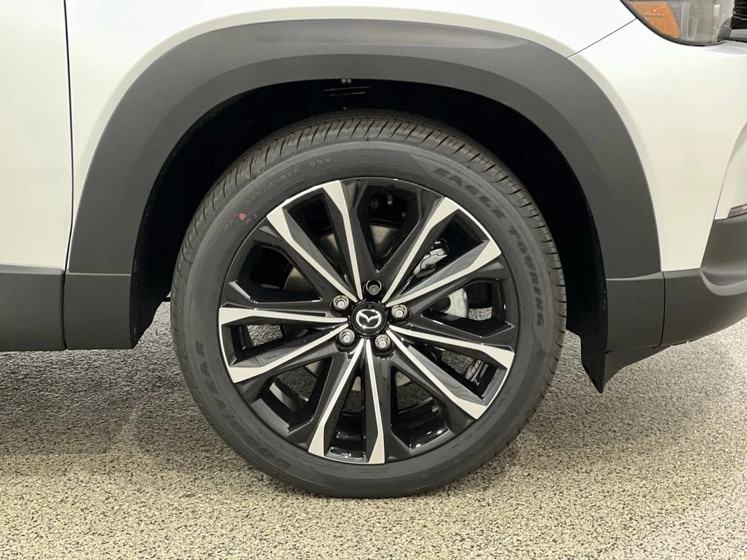 2025 Mazda CX-50 Premium - Photo 10
