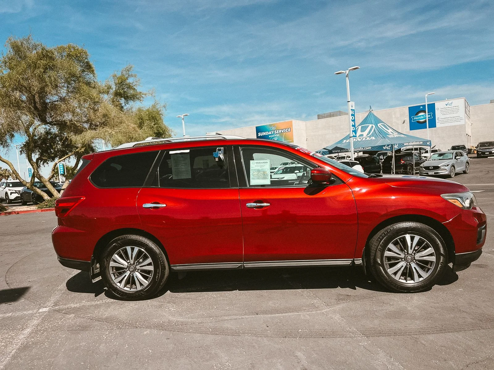2020 Nissan Pathfinder SV - Photo 8