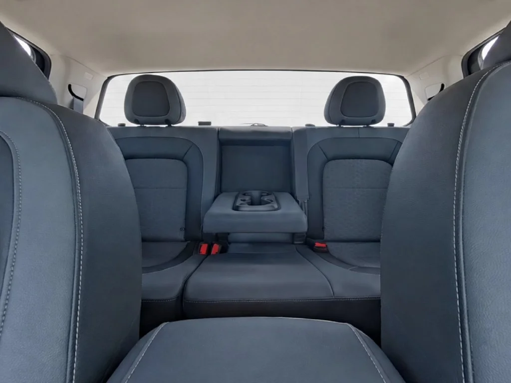 Used 2017 Black Chevrolet Z71 image 22