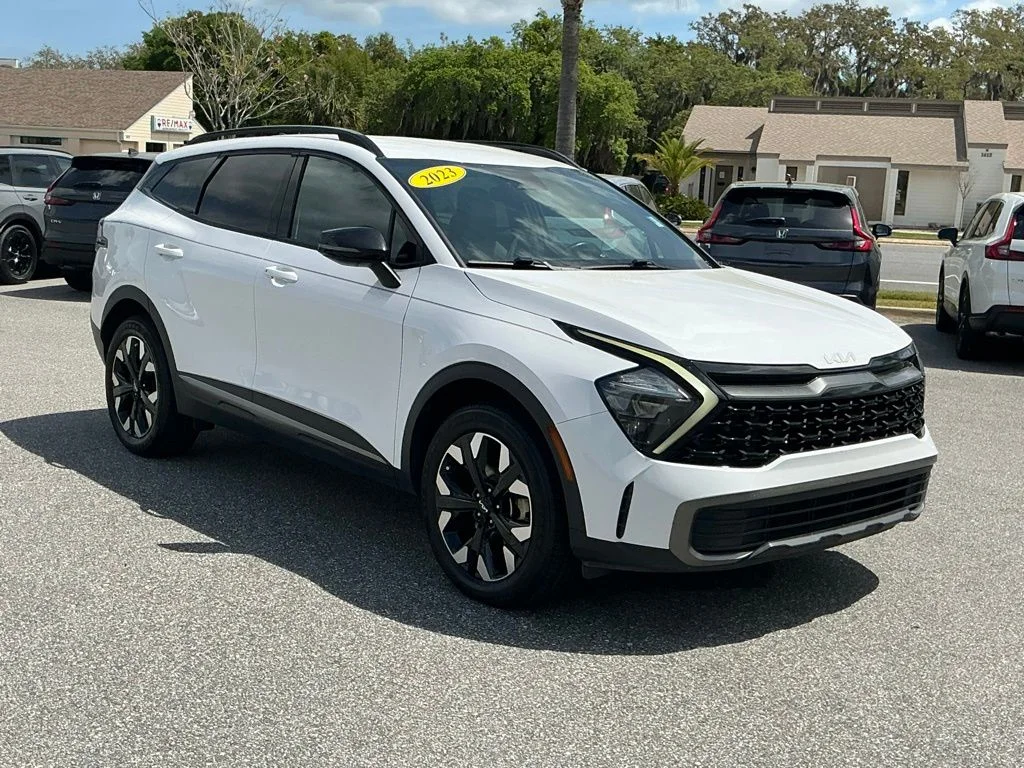 Used 2023 White Kia X-Line image 10