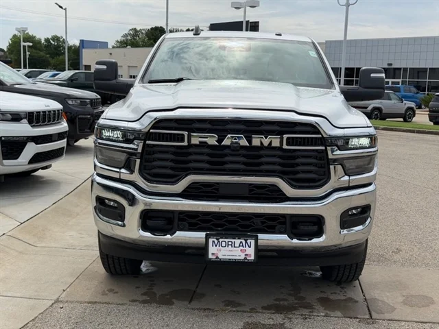 New 2026 Bright White Clear-Coat Exterior Paint RAM Tradesman image 2