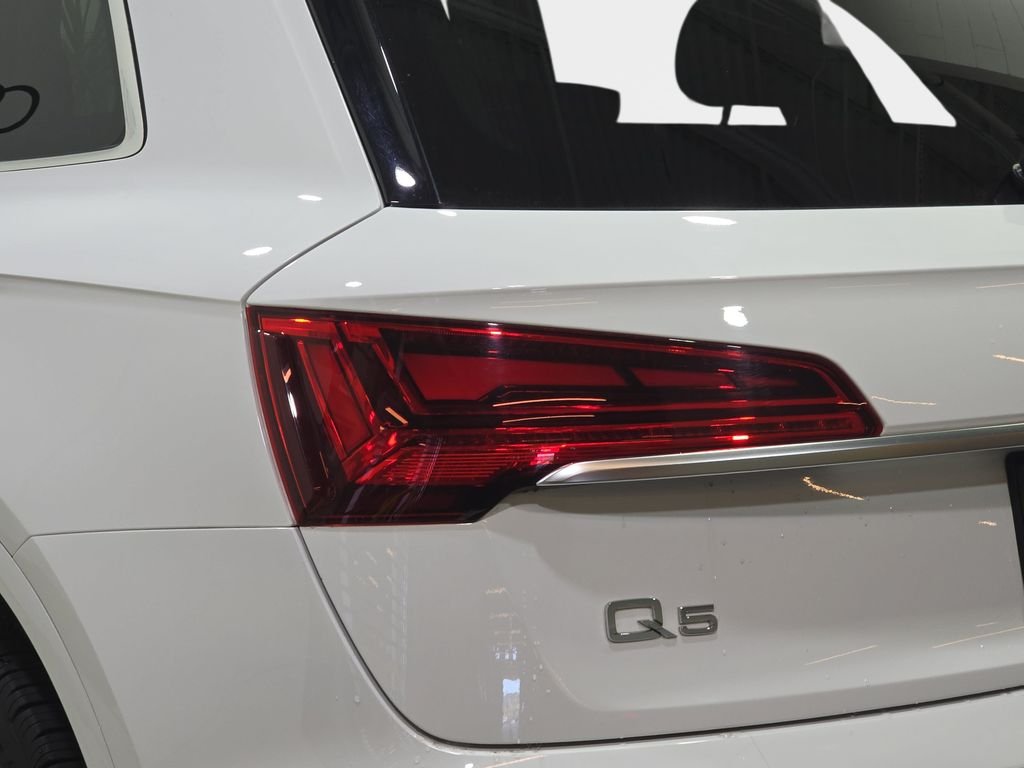 Used 2023 White Audi 40 Prestige image 38