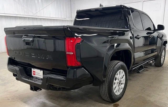 Used 2025 BLACK Toyota  image 6