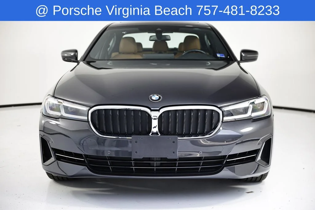 Used 2023 Gray BMW 540i xDrive image 8