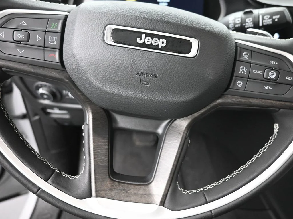 New 2026 Silver Jeep Limited image 17