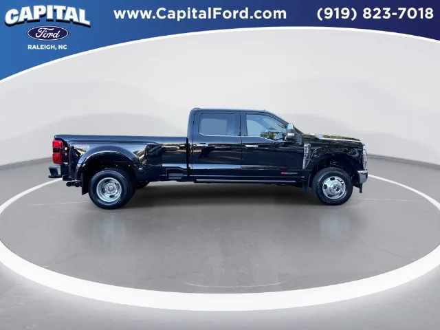 Used 2025 Black Ford King Ranch image 9