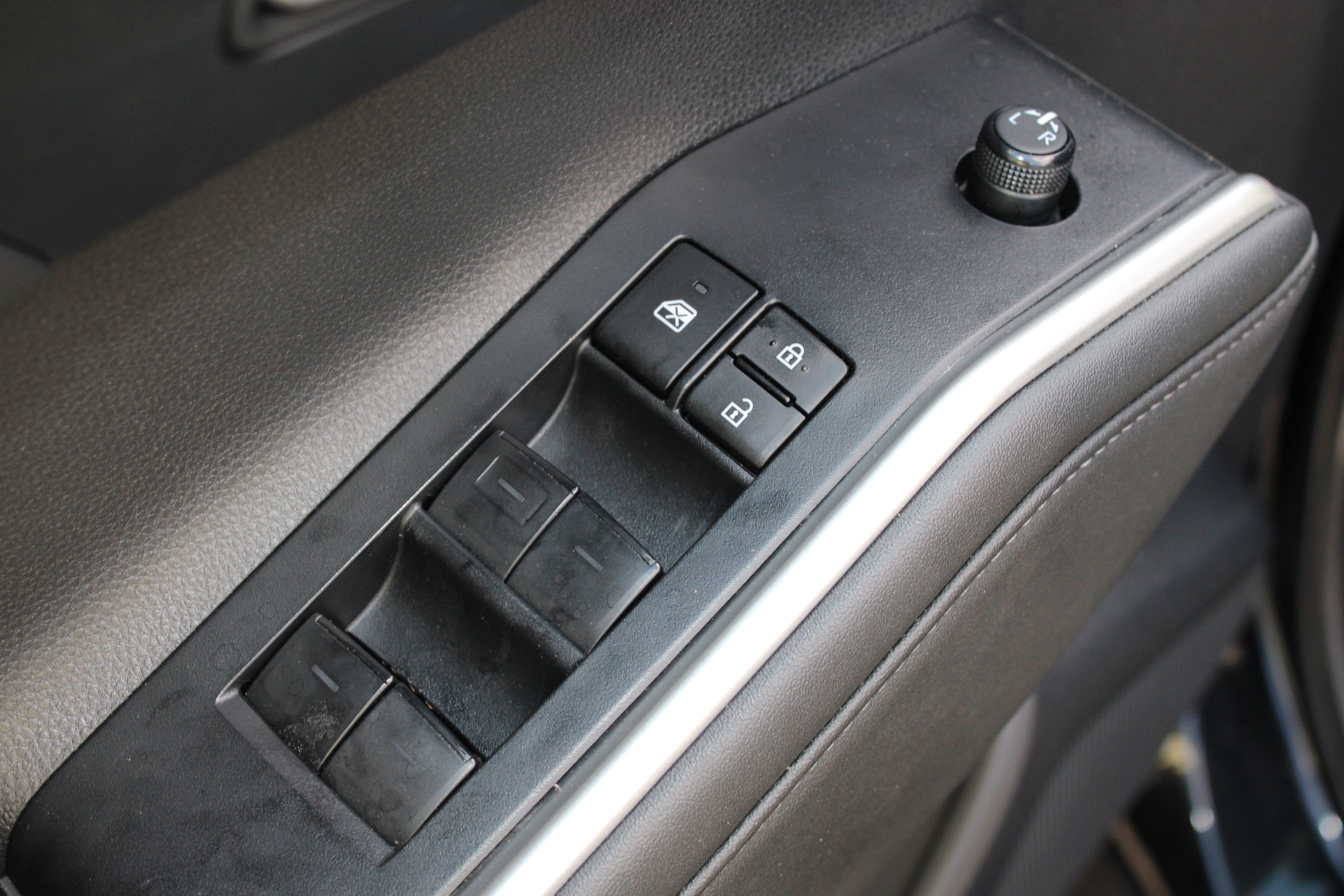 2023 Toyota Highlander XLE - Photo 14