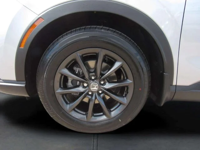 Certified Used 2026 Solar Silver Metallic Honda AWD EX-L image 4