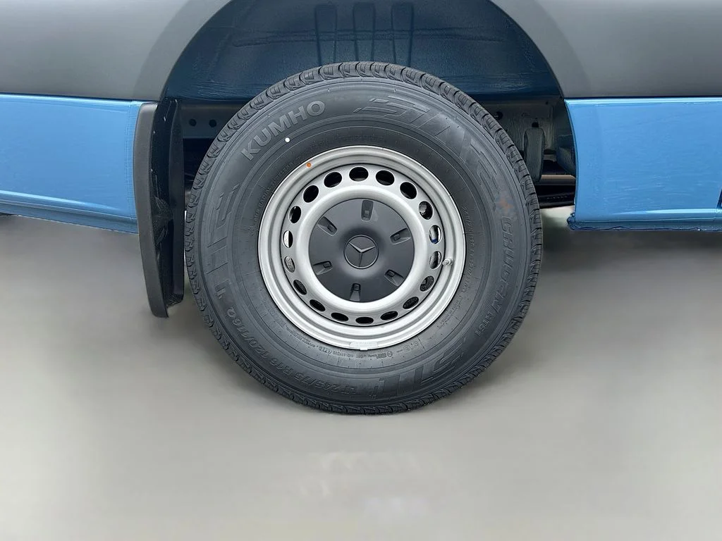 New 2026  Mercedes-Benz Cargo 144 WB image 16