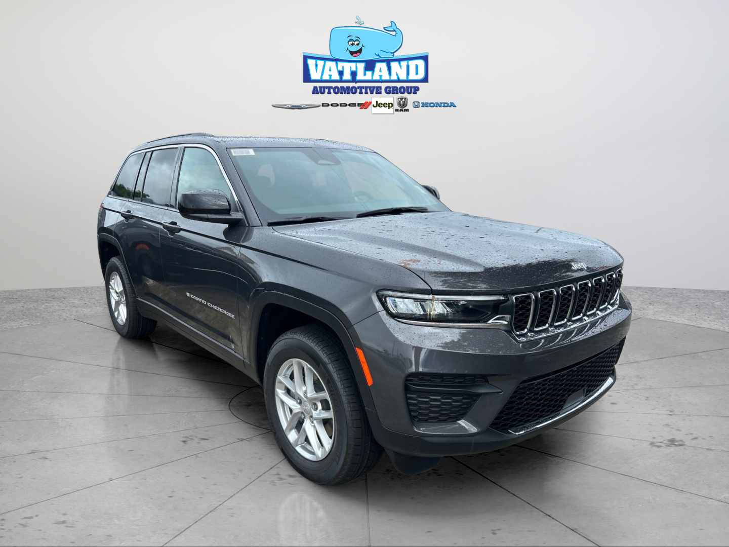 New 2026 Baltic Gray Metallic Clearcoat Jeep Laredo X image 22