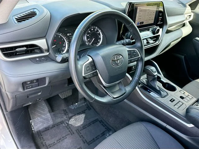 Used 2024 Silver Toyota LE image 9