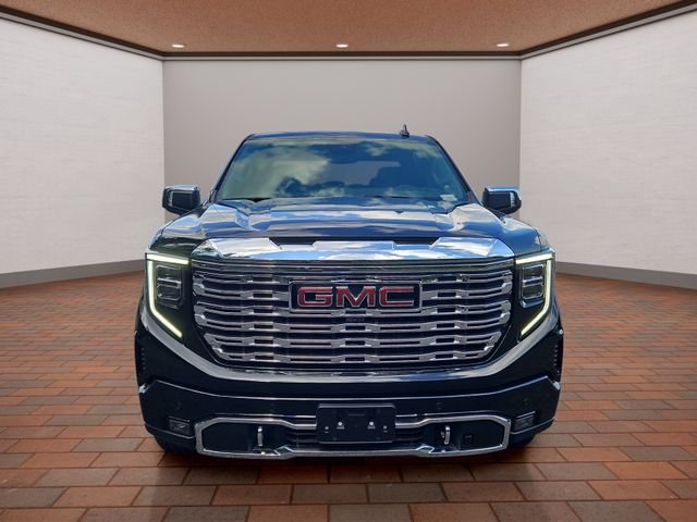 Used 2024 Onyx Black GMC Denali image 34