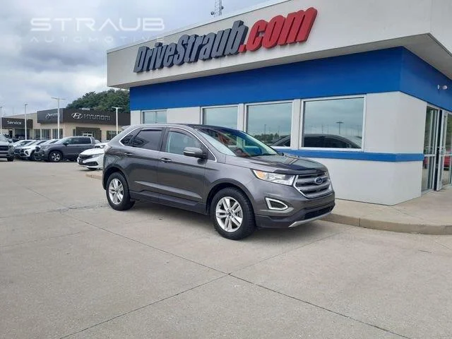 Used 2018 Magnetic Ford SEL image 2