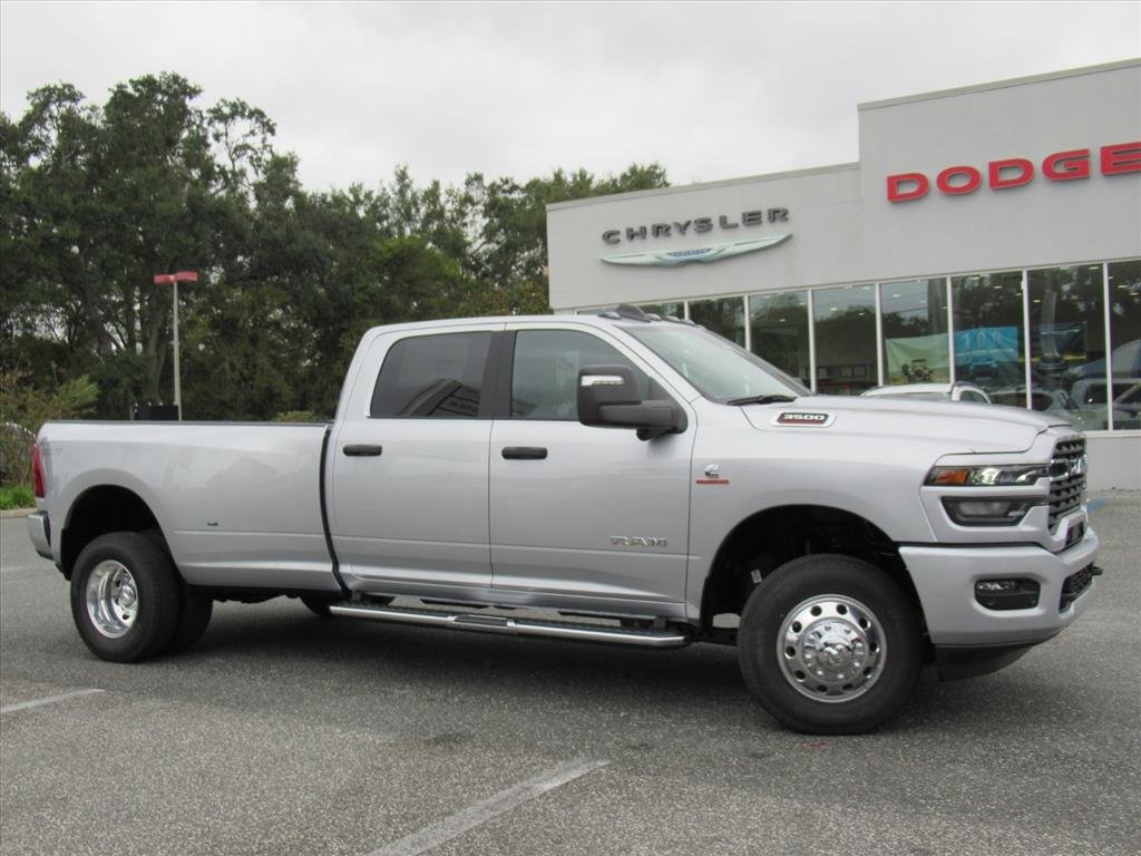 2026 Ram 3500 Big Horn photo 2