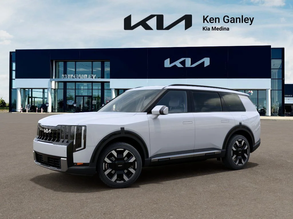 New 2027 Glacial White Pearl Kia S image 3
