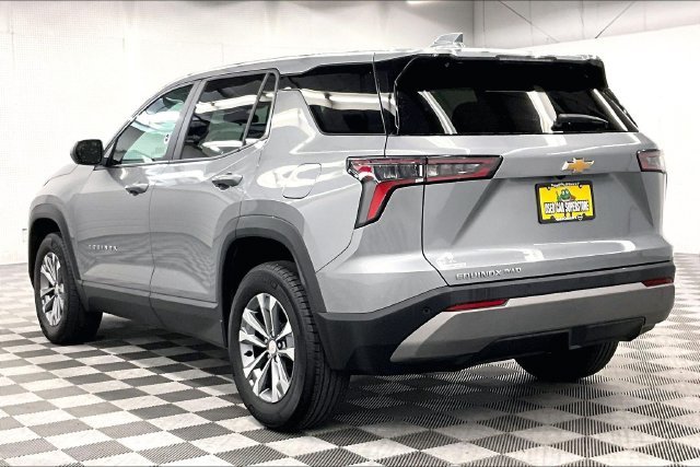 Used 2025 Sterling Gray Metallic Chevrolet LT image 2