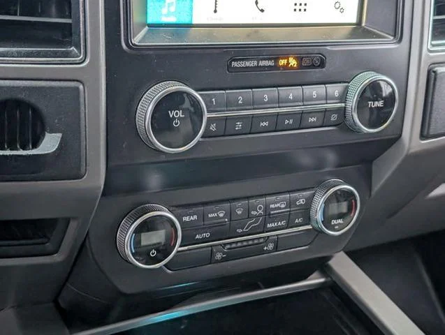 2019 Ford Expedition XLT - Photo 47