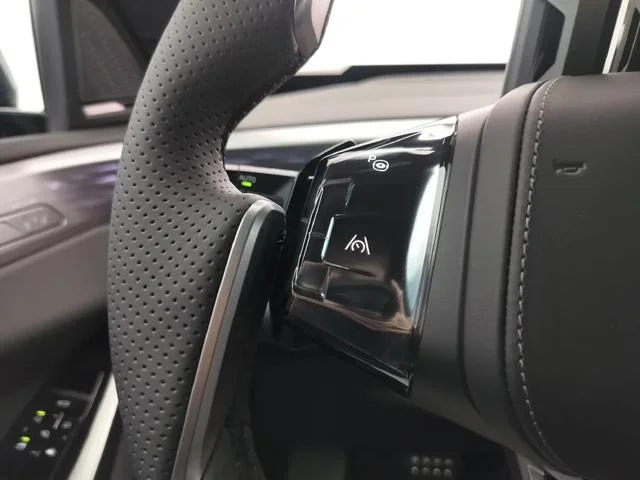New 2027 Black Sapphire Metallic BMW  image 14