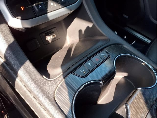 Used 2021 EBONY TWILIGHT METALLIC GMC SLT image 6