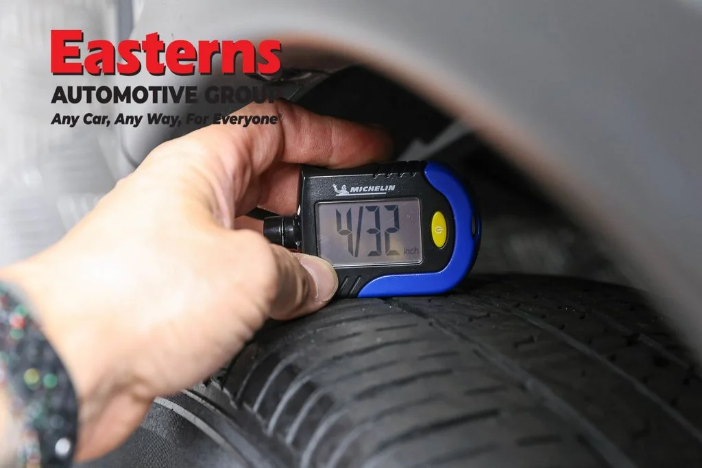 Used 2020 Gray Nissan SV image 31