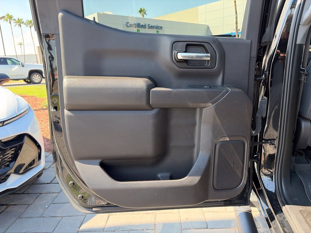 Used 2024 Black Chevrolet Custom image 15