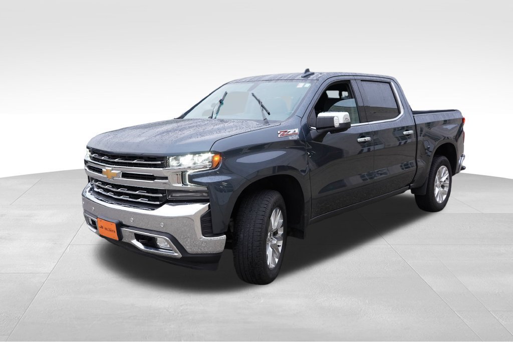 Used 2019 SHADOW GRAY METALLIC Chevrolet LTZ image 12