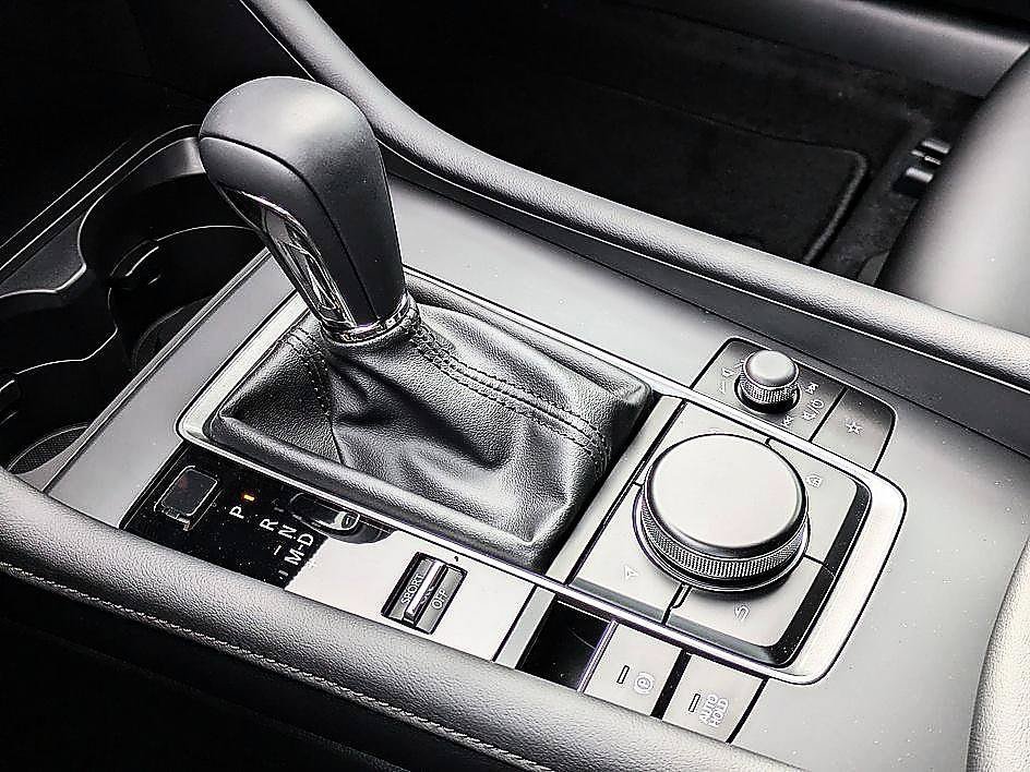 2026 Mazda Mazda3 Premium - Photo 23