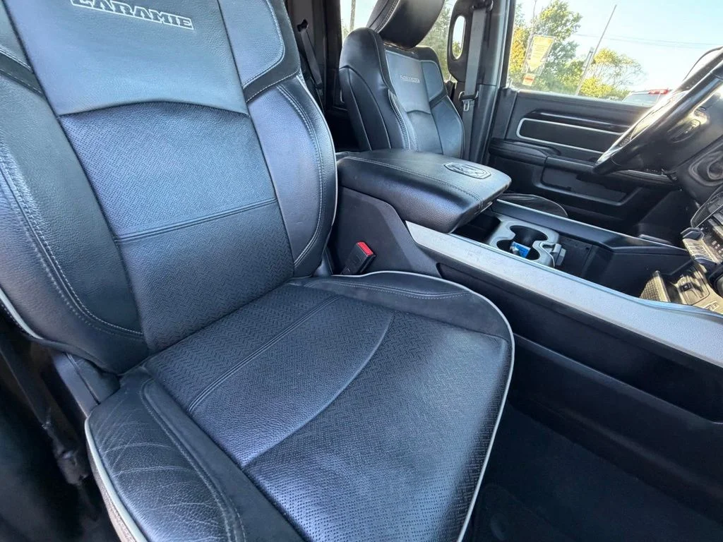 Used 2019 Black Ram Laramie image 38
