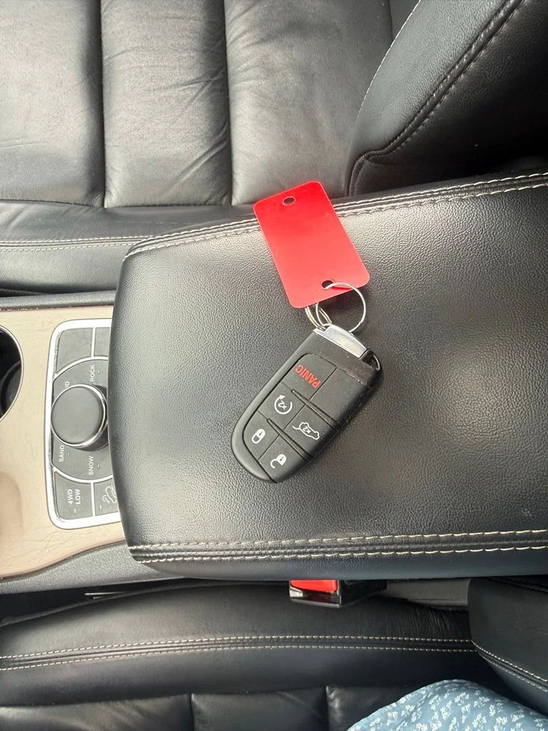 Used 2014 Silver Jeep Limited image 33