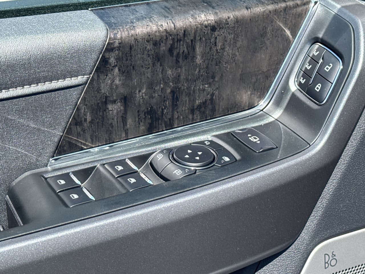 2025 Ford F-250 Super Duty Lariat - Photo 40