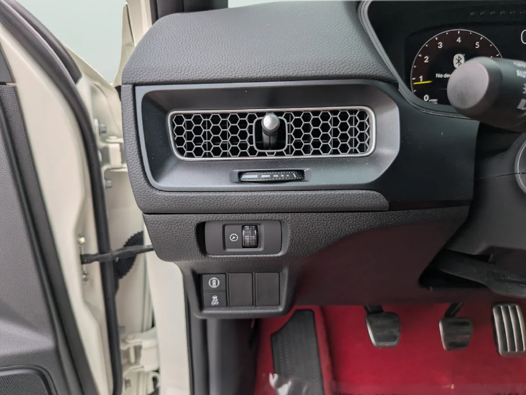 Used 2025  Honda  image 26